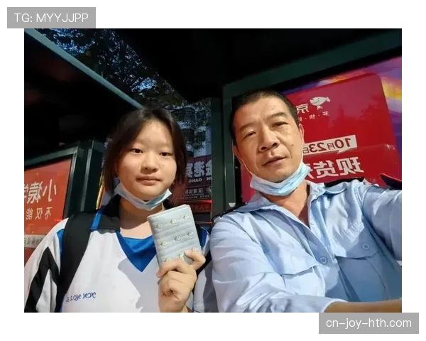 惠若琪退役后的日常像偶像剧，翻她朋友圈钱包瞬间自卑
